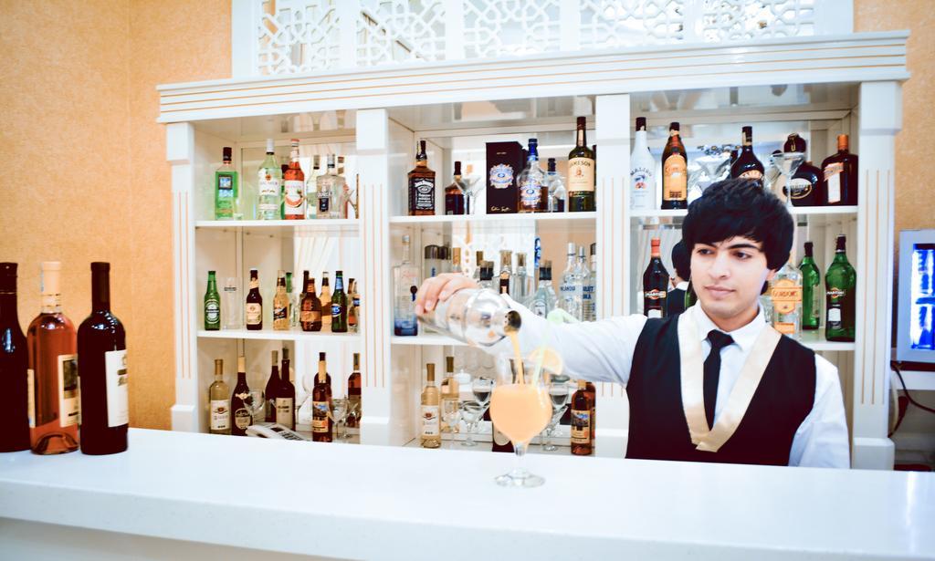 Admiral Hotel Баку Екстериор снимка