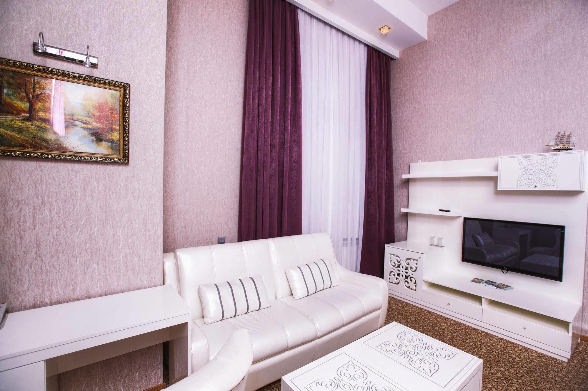 Admiral Hotel Баку Екстериор снимка