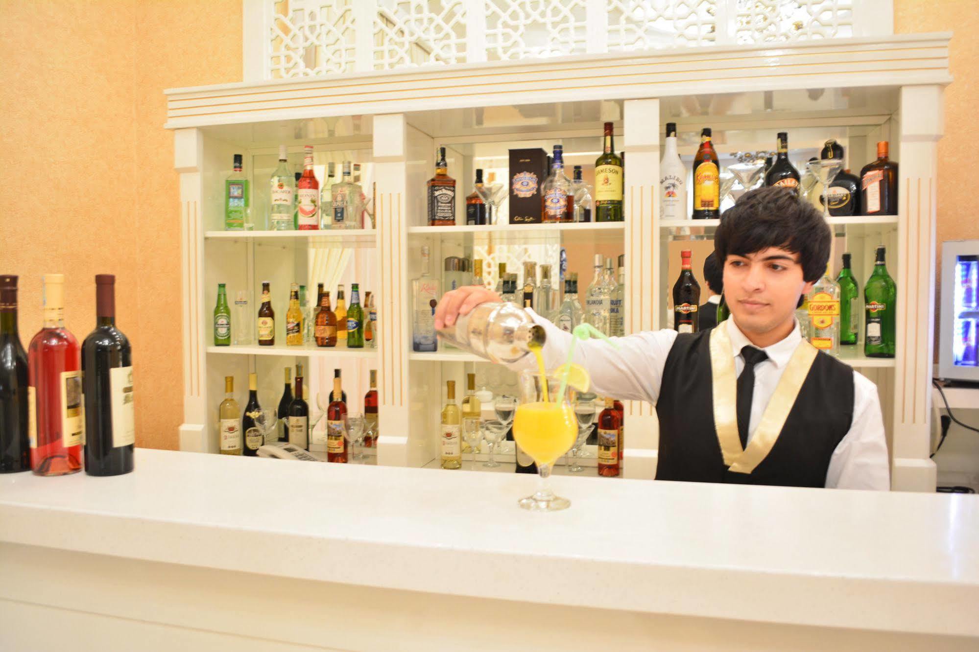 Admiral Hotel Баку Екстериор снимка