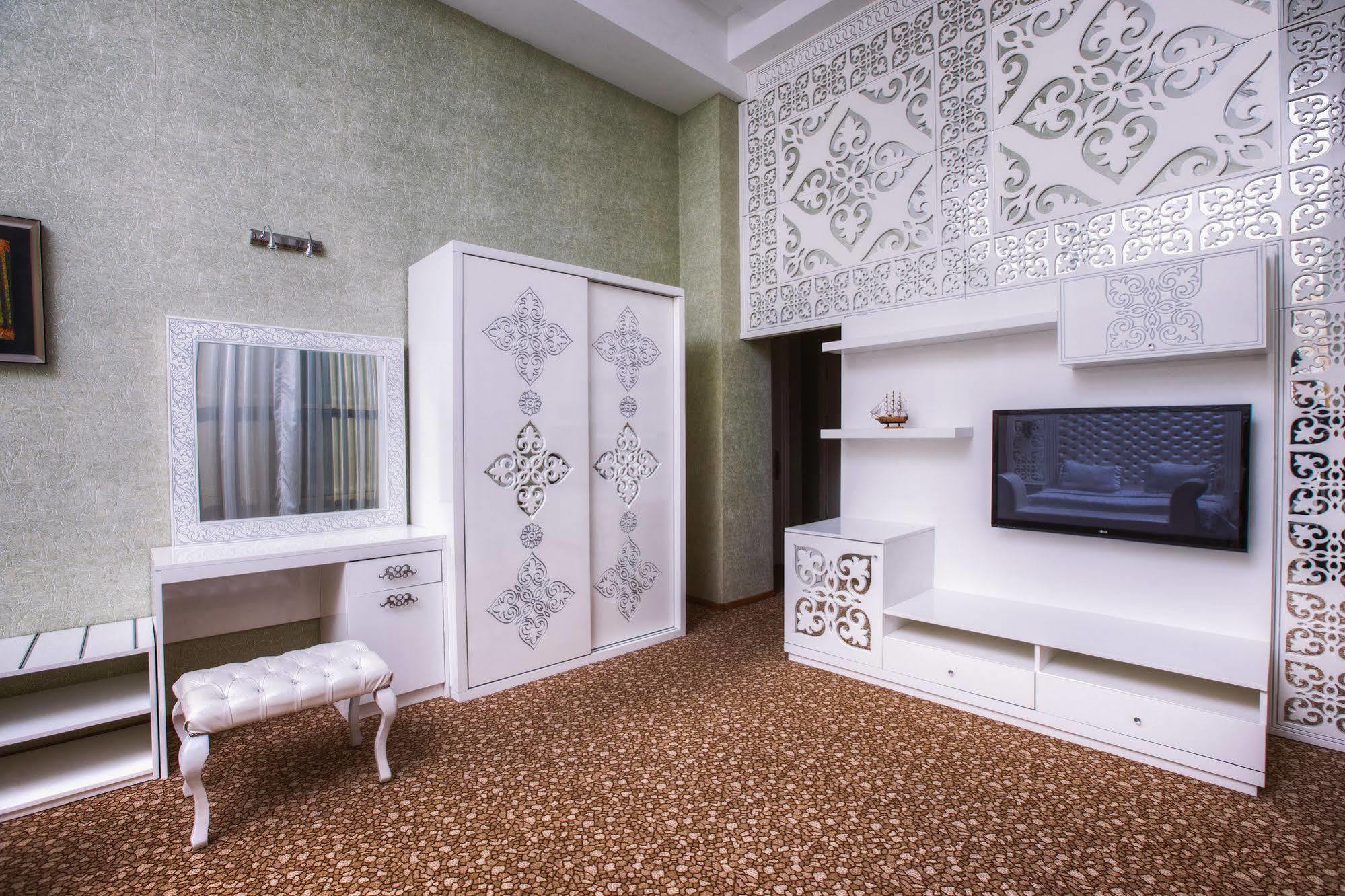 Admiral Hotel Баку Екстериор снимка